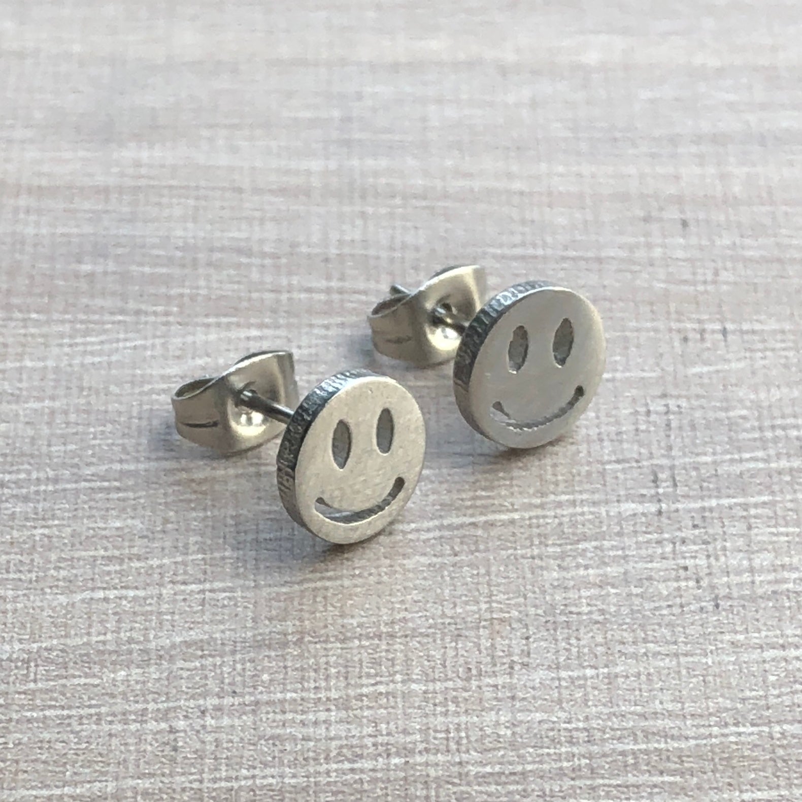 Aros smile