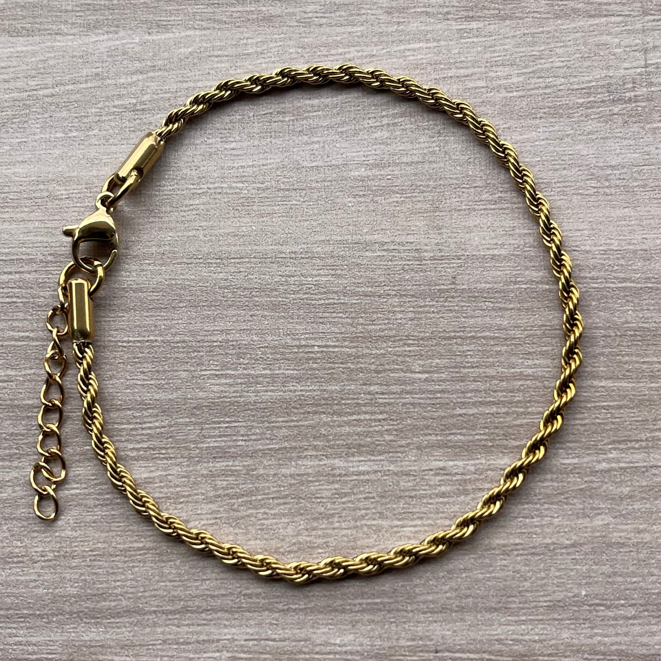 Pulsera torsal dorada