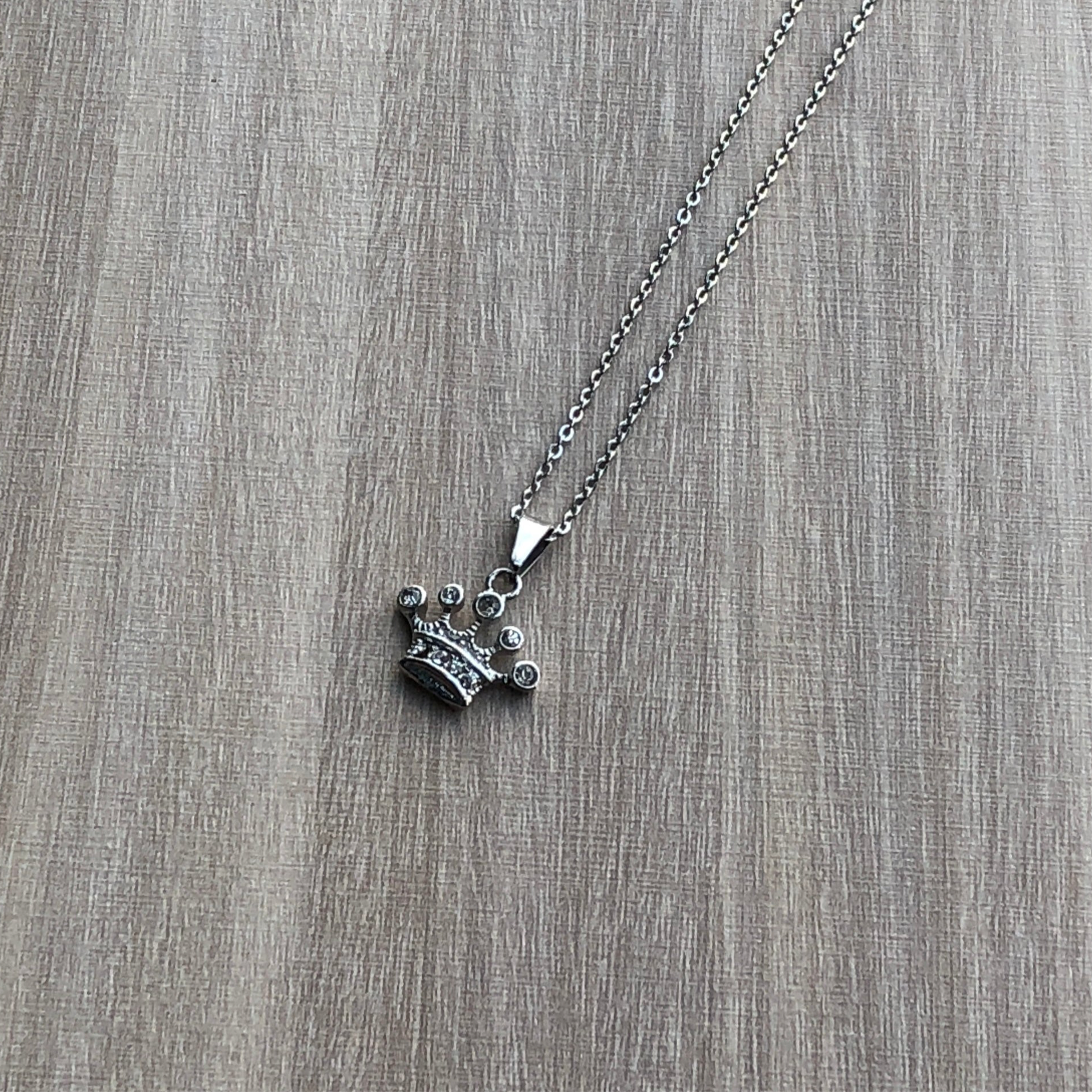 Collar corona
