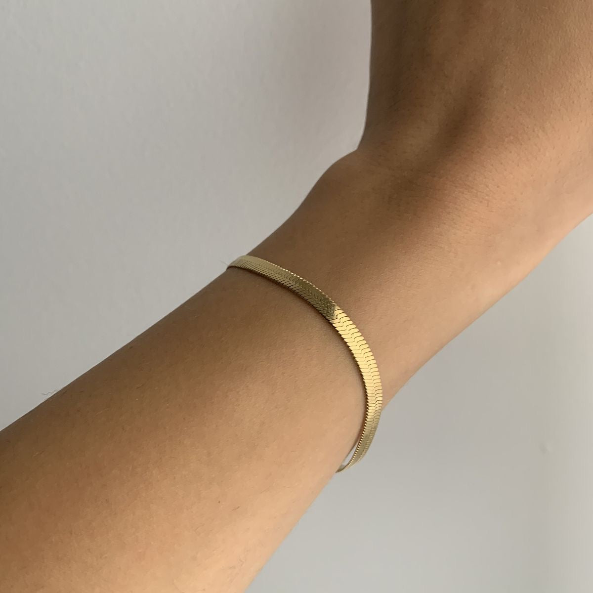 Pulsera panza de víbora dorada